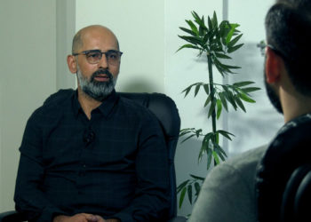 أصدقاء السوريين: منظمة تركية للدفاع عن سجناء ومفقودي سجن صيدنايا مع المعتقل السابق : رياض أولار