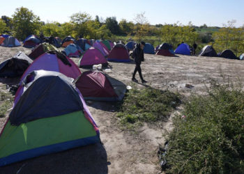 لاجئ سوري طالبي لجوء الاتحاد الأوروبي صربيا هنغاريا رومانيا