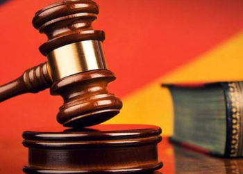 لاجئين سوريين