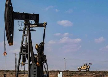 شركة بريطانية تكشف عن سرقة المليارات من النفط السوري وتقدّم مقترحاً “إنسانياً”