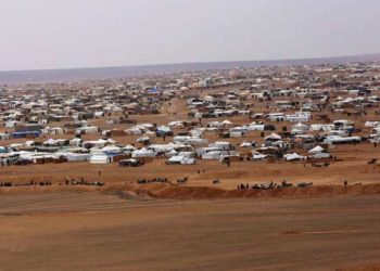 رغم قسوة العيش.. قاطنو مخيم الركبان يرفضون الدعوة الروسية بالعودة إلى منازلهم