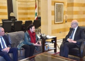 لبنان إلى أوروبا.. بعد فشل جهوده بحل قضية اللاجئين مع سلطة الأسد