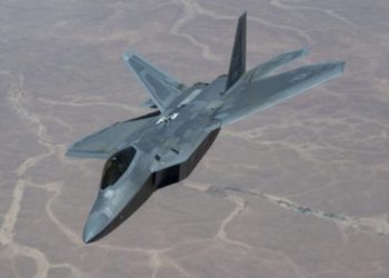 الجيش اﻷمريكي: نشر طائرات F22 هو رسالة حاسمة للقوات الروسية في سوريا