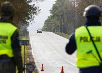 “دوريات مشتركة” لمواجهة تدفق السوريين واﻷفغان إلى أوروبا