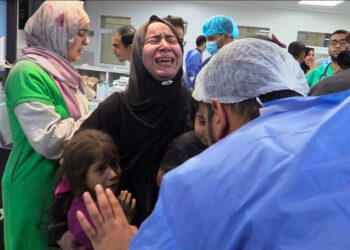 فلسطين.. مقتل أكثر من 500 مدني بقصفٍ إسرائيلي استهدف مشفىً في غزّة