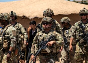 مسؤول أمريكي يوجه رسالة ﻹيران عقب ضربتين عسكريتين لمواقعها قرب البوكمال