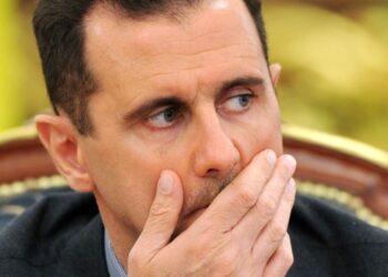 دعوة لاعتقال اﻷسد في اﻹمارات!