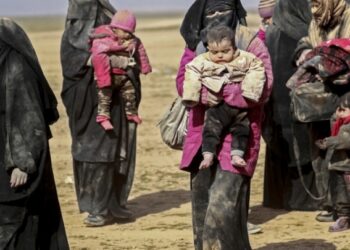 الحكومة الأسترالية ترفض استعادة الأطفال من مخيمات سوريا.. ومنظمة تلاحقها قضائياً