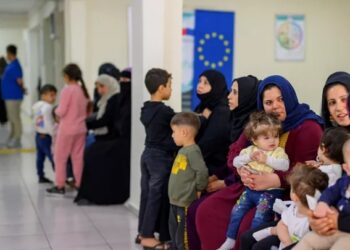 “خوفاً من ذهاب السوريين إلى أوروبا”.. بروكسل تزيد من دعمها المالي لتركيا (تقرير)