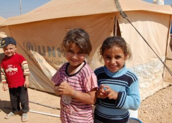 “عدم قيد الولادات” للسوريين يؤرق الحكومة اللبنانية.. هكذا تعاطت سلطة اﻷسد مع الملف