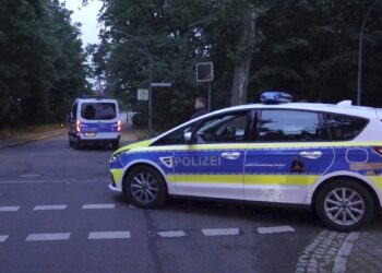 ألمانيا تتهم لاجئين سوريَين بارتكاب جرائم حرب