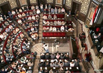 هل “تُشرّع” سلطة اﻷسد مصادرة أموال وممتلكات كافة المهجرين؟