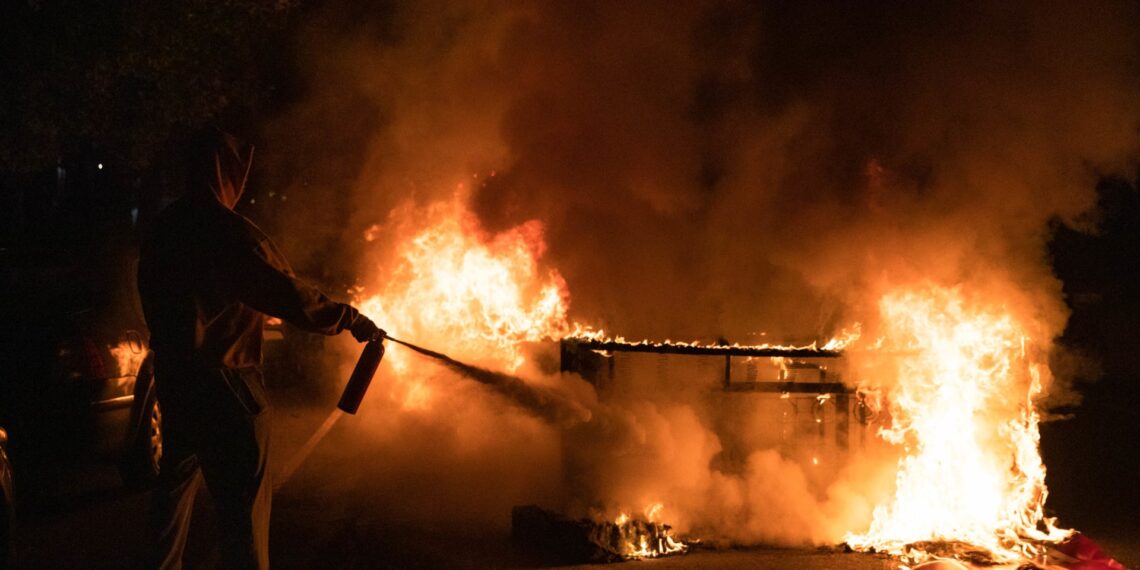 من أجل المال.. شاب يحرق والده في “السيدة زينب” بدمشق