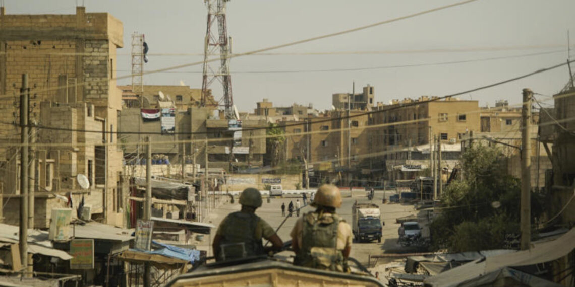 تخوف من استيلاء “حزب الله” على منازل للمدنيين في الميادين شرقي دير الزور