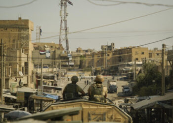 تخوف من استيلاء “حزب الله” على منازل للمدنيين في الميادين شرقي دير الزور