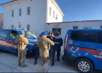 السلطات التركية تعتقل سوريين في عملية شرقي البلاد