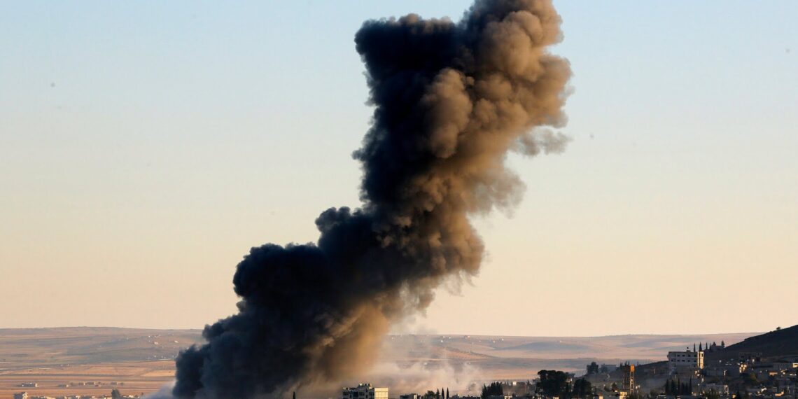 مقتل جنرال كبير في الحرس الثوري جراء غارة إسرائيلية بسوريا