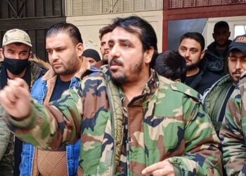 ذهب وبحوزته الكثير من المال.. قائد ميليشيا “الدفاع الوطني” بدير الزور يبحث عن “الحماية” في دمشق