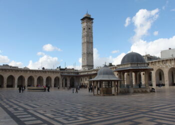 سرقة اﻷماكن العامة تطال المساجد.. فوضى وفلتان أمني غير مسبوق في مدينة حلب