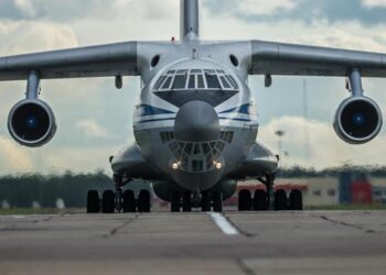 ضباط اﻷمن العسكري يحولون طائرات إليوشن إلى مصدر للدخل