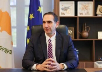 وزير الداخلية القبرصي، كونستانتينوس يوانو