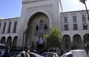 آلاف عقود الزواج العرفي في دمشق.. والليرة السورية لم تعد تصلح للمهور