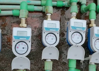 خاص | “غول” تُوقف ضخ المياه في مدينة إدلب.. هل ستضع حكومة اﻹنقاذ عدادات أم يعود الدعم من منظمة أخرى؟