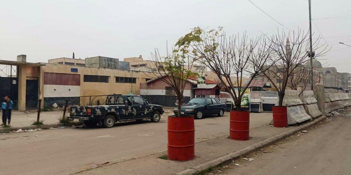 آلاف البيوت بلا هواتف أرضية في مدينة حمص والسبب من “حي الزهراء”