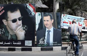 مؤسسات بلا عاملين.. الموظفون في حكومة اﻷسد إلى أين؟