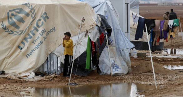 صورة سابقة للاجئين السوريين في مخيمات لبنان