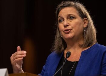 فيكتوريا نولاند