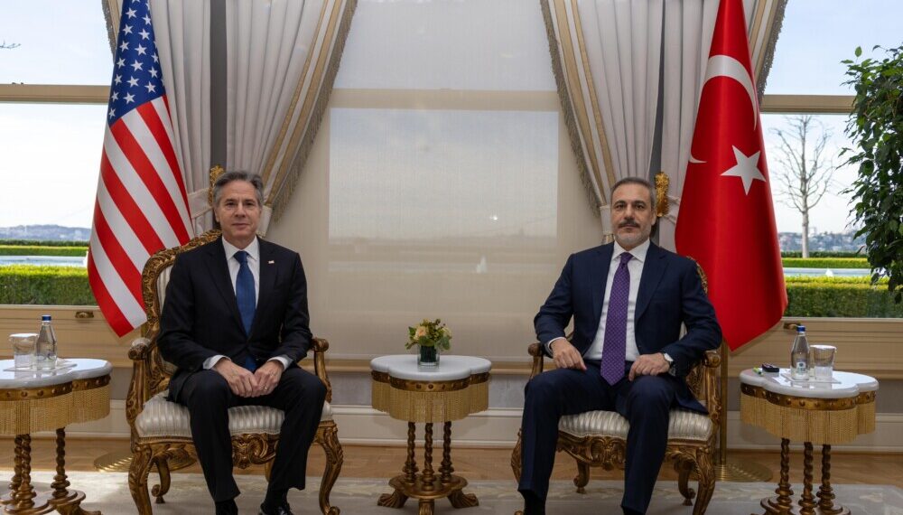 واشنطن تتوسط لدى أنقرة من أجل انضمام السويد إلى الناتو