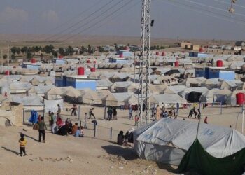 مخيمات في سوريا