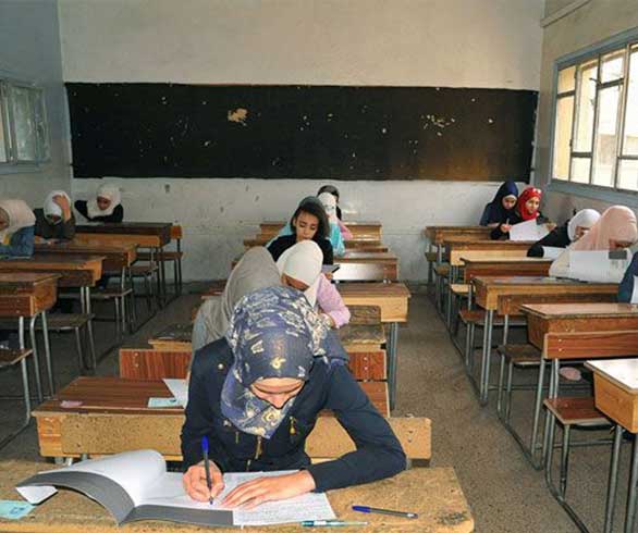 الامتحانات في مناطق الأسد