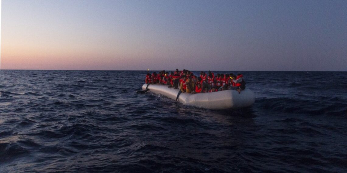 تهريب البشر .. تجارة مزدهرة على الساحل اللبناني