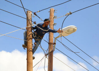 ارتفاع غير مسبوق في أسعار الكهرباء.. سلطة اﻷسد تزيد قيمة الفواتير إلى أضعاف