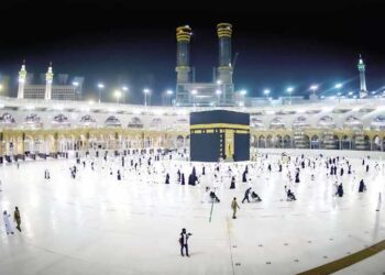 لماذا أوقفت السعودية منح تأشيرة العمرة لحاملي جواز السفر السوري؟