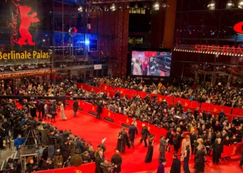 فيلم (قضية الغرباء) عن اللاجئين السوريين يحصل على جائزة في برلين