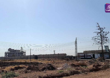 صورة خاصة لأحد حواجز الفرقة الرابعة على طريق حمص سلمية