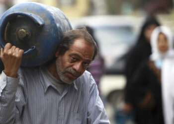 ما أسباب الازدحام على أبواب العيادات النفسية في مناطق سيطرة اﻷسد؟