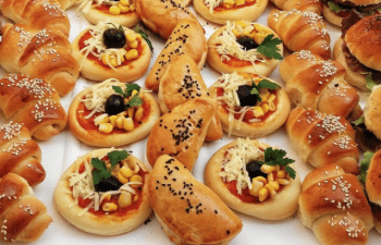 أسعار المعجنات تشتعل في مناطق سيطرة اﻷسد