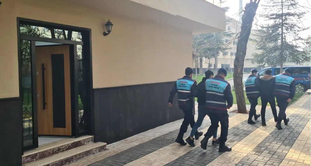 اعتقال شابين سوريين في غازي عنتاب