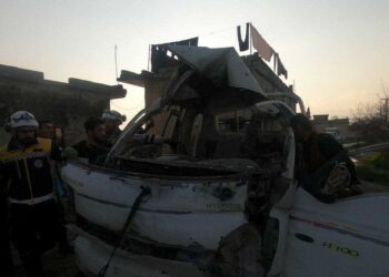 هجوم بطائرة مسيرة انتحارية يستهدف سيارة مدنية في قسطون بسهل الغاب