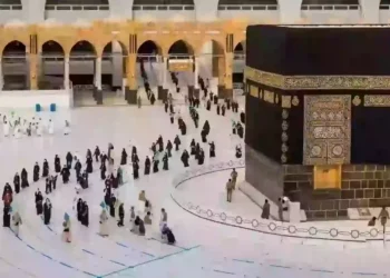 مصادر موالية لسلطة اﻷسد: السعودية تعيد منح فيزا العمرة للسوريين بشروط