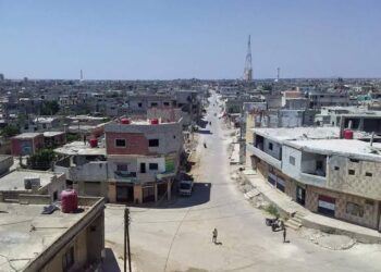 خلاف بين مسلحين في درعا يسفر عن احتجاز حافلات واعتقال من بداخلها