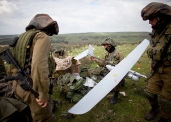 غارة إسرائيلية على سيارة بجنوب لبنان تقتل لاجئاً سورياً