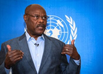 منسق الشؤون الإنسانية: الاقتصاد السوري منها و”نزيل الماء بكشتبان من سفينة غارقة”.. لا بد من حل سياسي