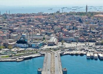 أكثر من 178 ألف سوري يغادرون إسطنبول خلال 3 أشهر