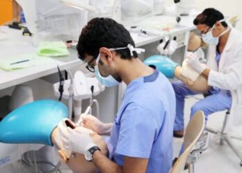 اﻷغلبية الساحقة من أطباء الأسنان محرومون من الاختصاص في جامعات سلطة اﻷسد