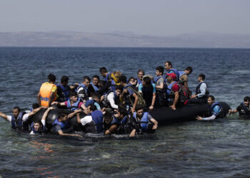 السوريون يحتلون مركزاً متقدماً بين اﻷجانب الحاصلين على جنسيات في الاتحاد اﻷوروبي